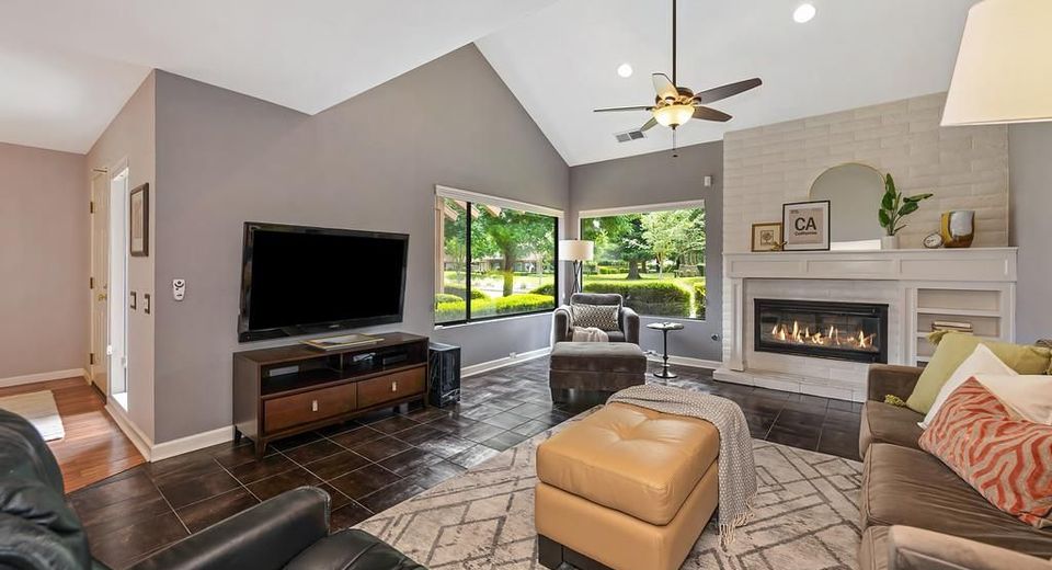 11365 Gold Country Blvd, Gold River, CA 95670 Photo