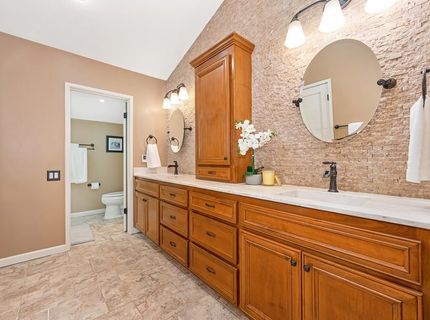 11365 Gold Country Blvd, Gold River, CA 95670 Photo