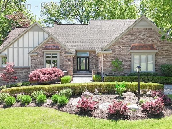 6514 Shagbark Drive , Troy, MI 48098