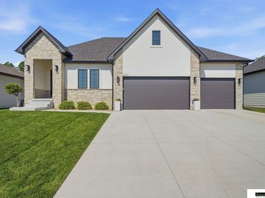 2141 Big Timber Road, Lincoln, NE 68520