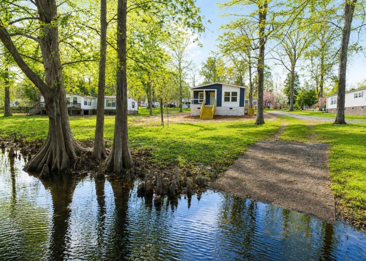 569 Stumphole Road Photo 1