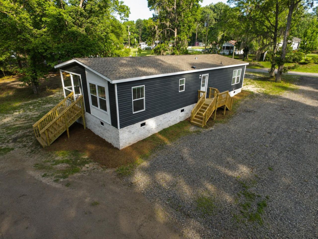 569 Stumphole Road Photo 10