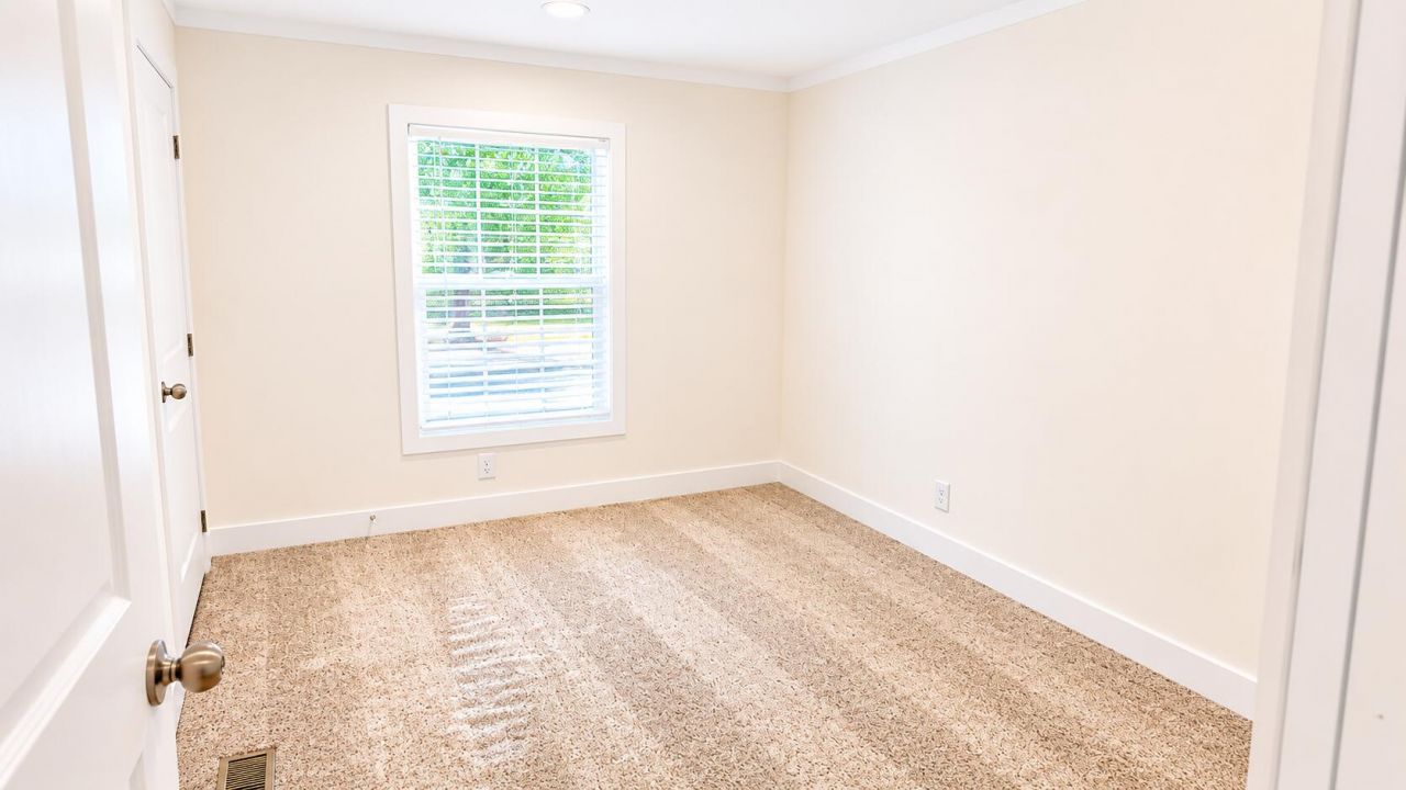 569 Stumphole Road Photo 35