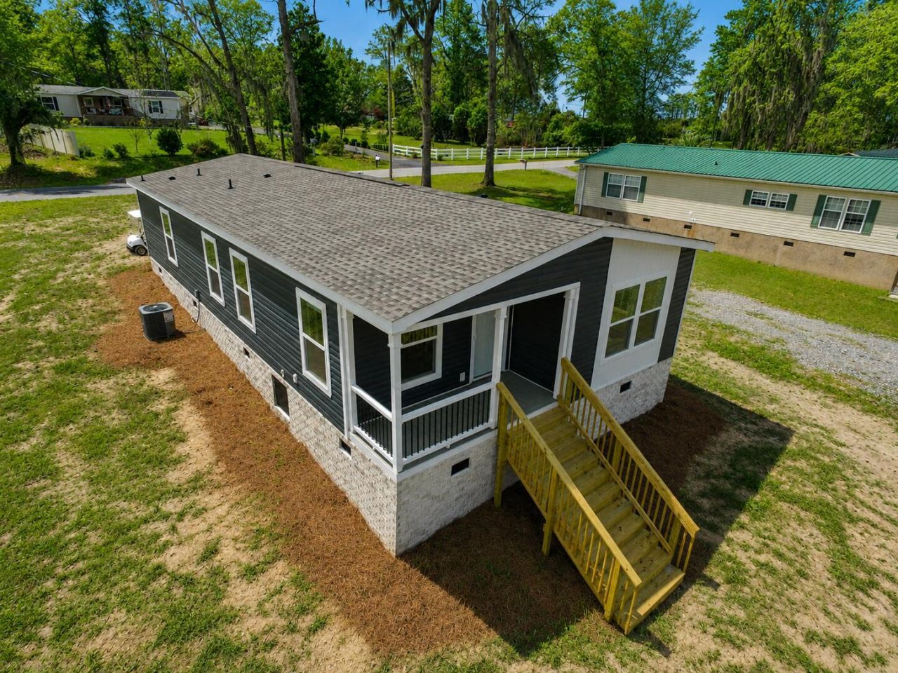 569 Stumphole Road Photo 8