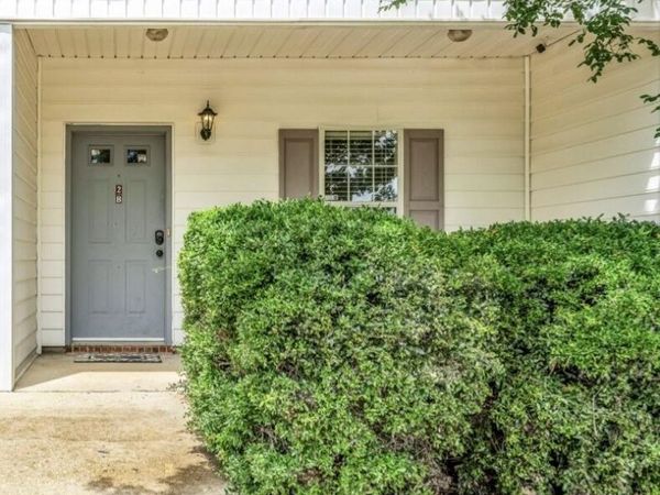 615 Mallory Ln. #2-B, Starkville, MS 39759