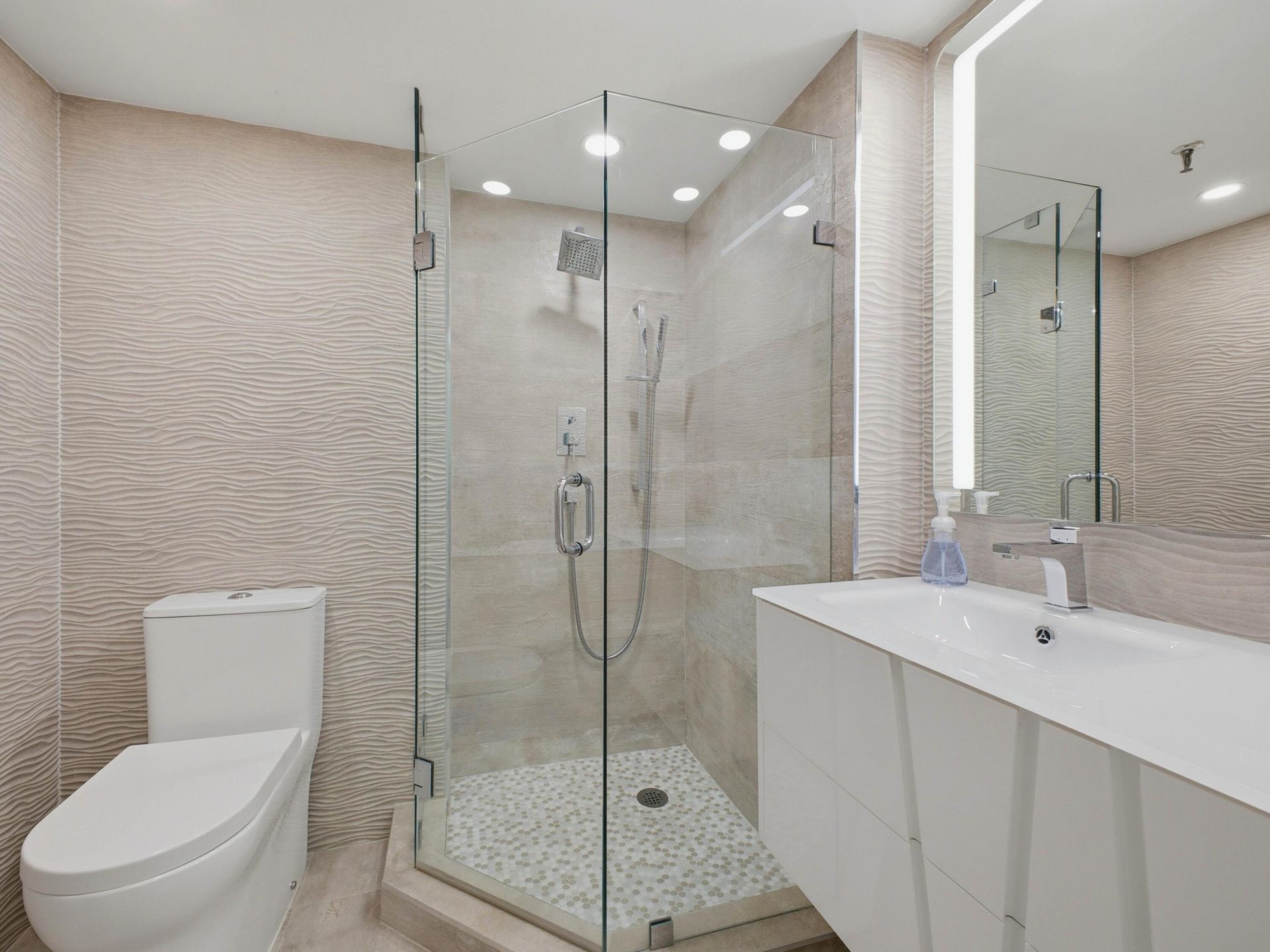 3009 S Ocean Boulevard, Unit 205, Highland Beach, FL 33487 Photo