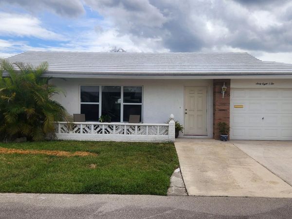 6802 NW 74th Place, Tamarac, FL 33321