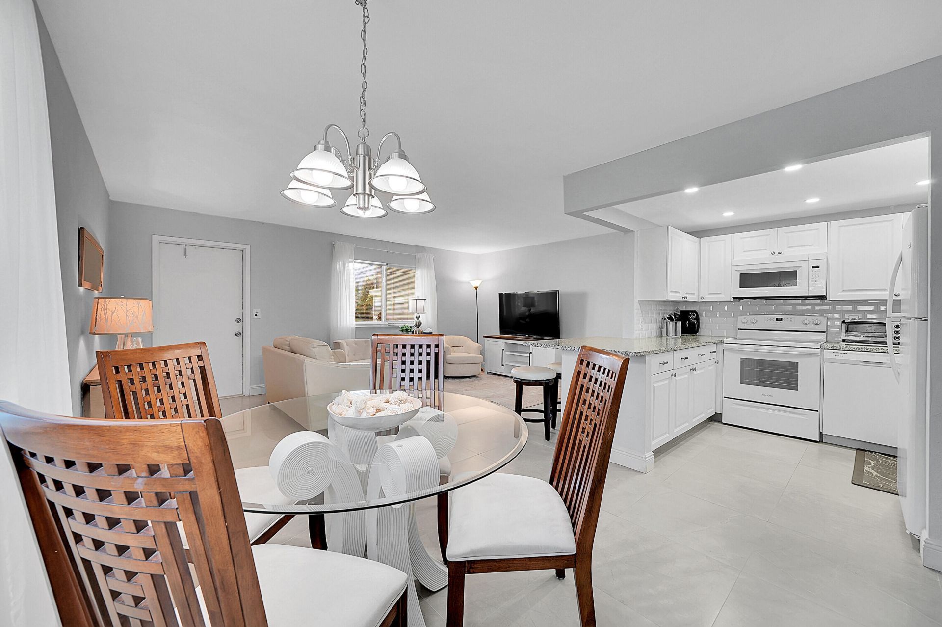 646 Flanders N, Delray Beach, FL 33484 Photo