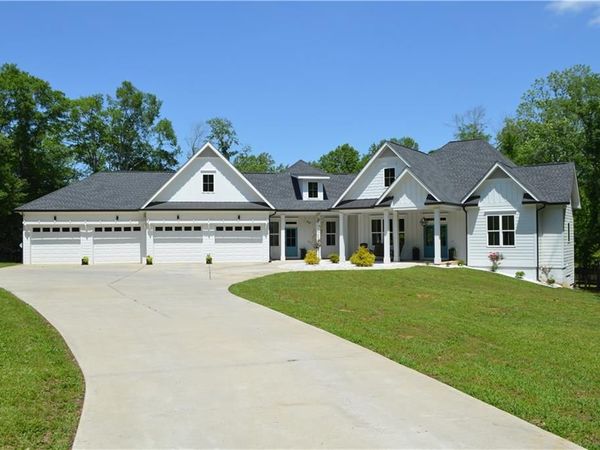 8 Ripplewood Trail , Euharlee, GA 30145