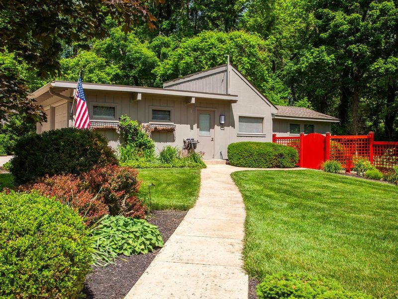 890 Plum Tree Drive, Columbus, OH 43235 Photo 22