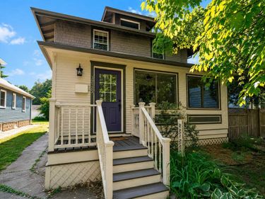 3225 31st Avenue S, Minneapolis, MN 55406