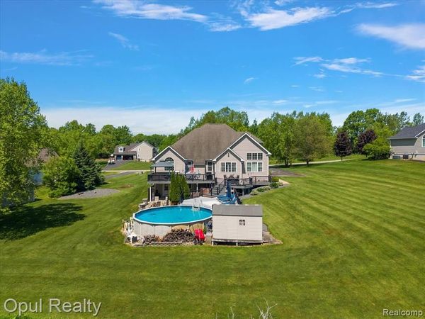 5164 Birch Lane, Springfield Twp, MI 48350