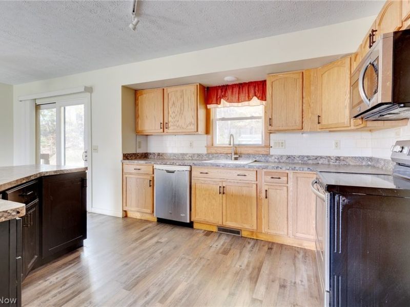 9416 Kieffer Road, Mantua, OH 44255 Photo 15