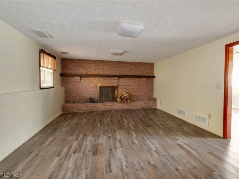 9416 Kieffer Road, Mantua, OH 44255 Photo 17
