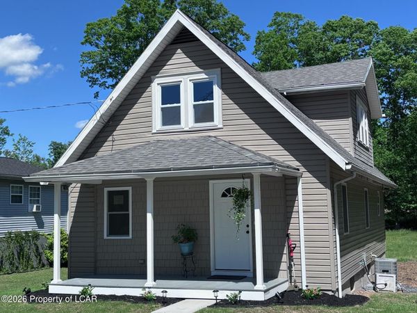 150 Laurel Road, Mountain Top, PA 18707