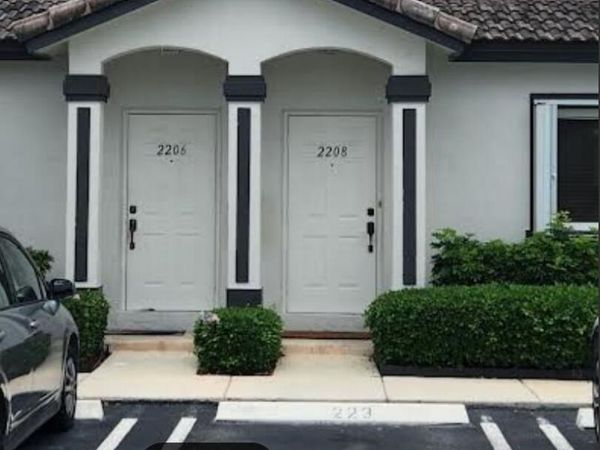 2208 SE 24th Place, Homestead, FL 33035