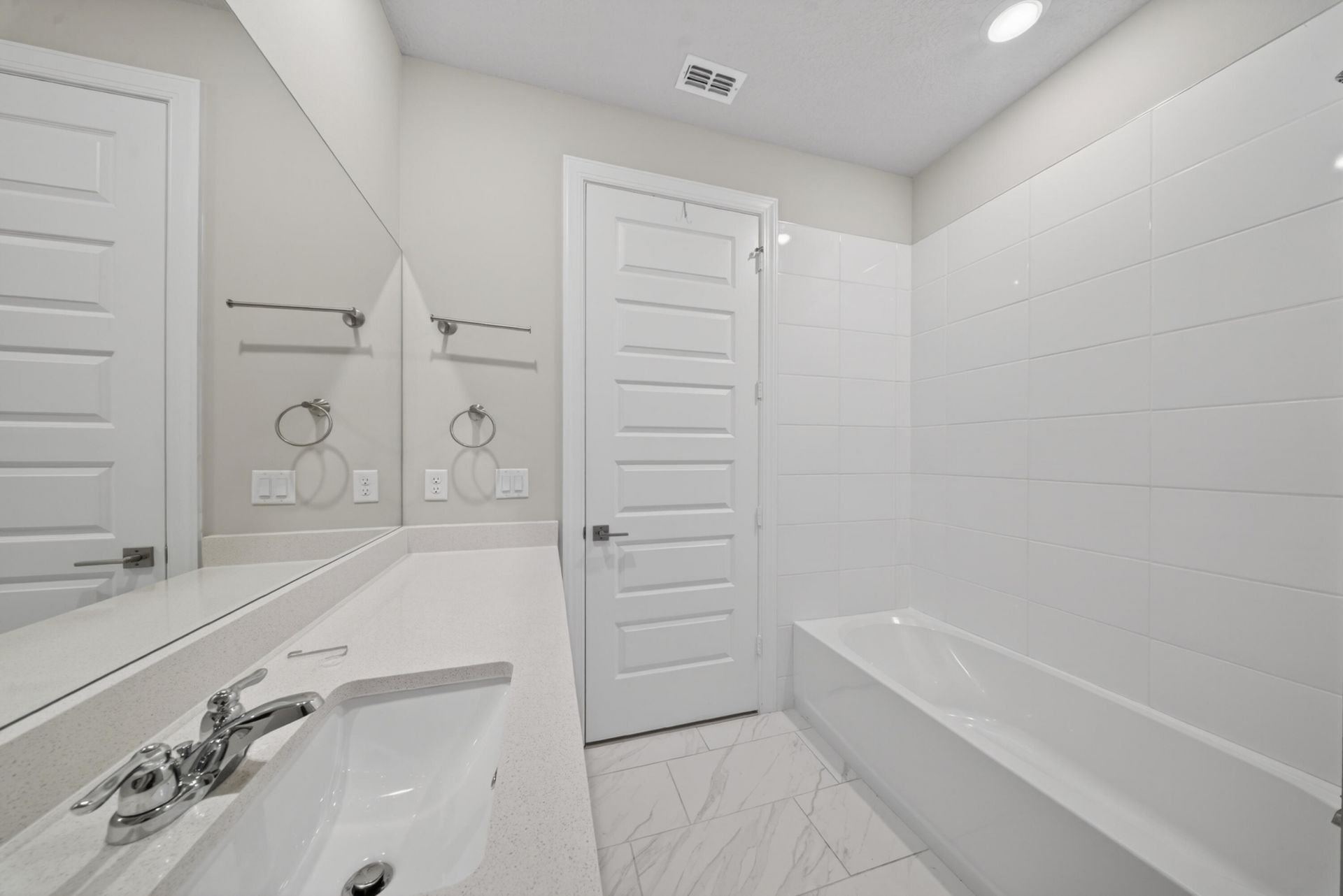 6632 NW Cloverdale Avenue, Port Saint Lucie, FL 34987 Photo