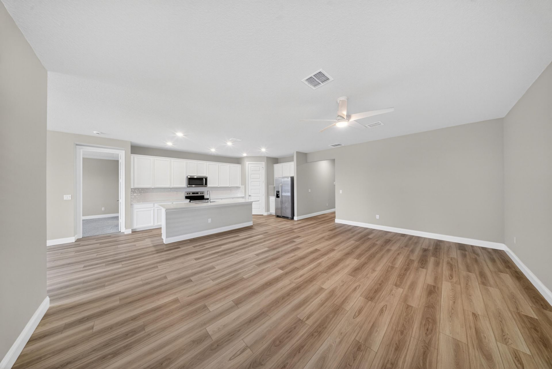 6632 NW Cloverdale Avenue, Port Saint Lucie, FL 34987 Photo