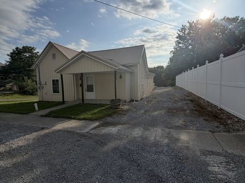 Main Photo