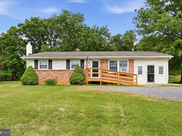 12394 LORD FAIRFAX HIGHWAY, BOYCE, VA 22620
