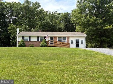 12394 LORD FAIRFAX HIGHWAY, BOYCE, VA 22620