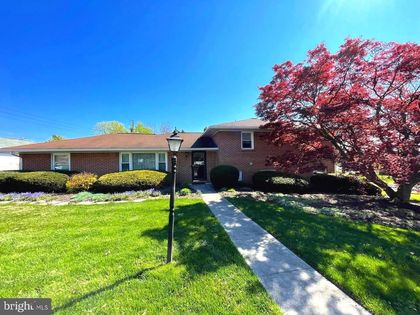 1425 HILL STREET York, PA 17403