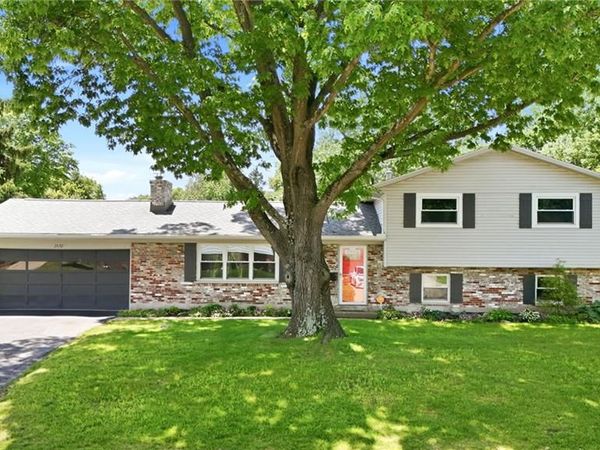 2632 Meadow Park Drive, Kettering, OH 45440