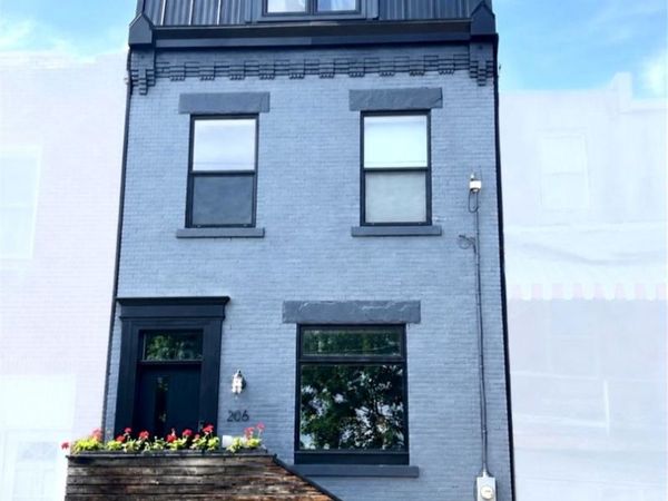 206 Carrington St , Pittsburgh, PA 15212