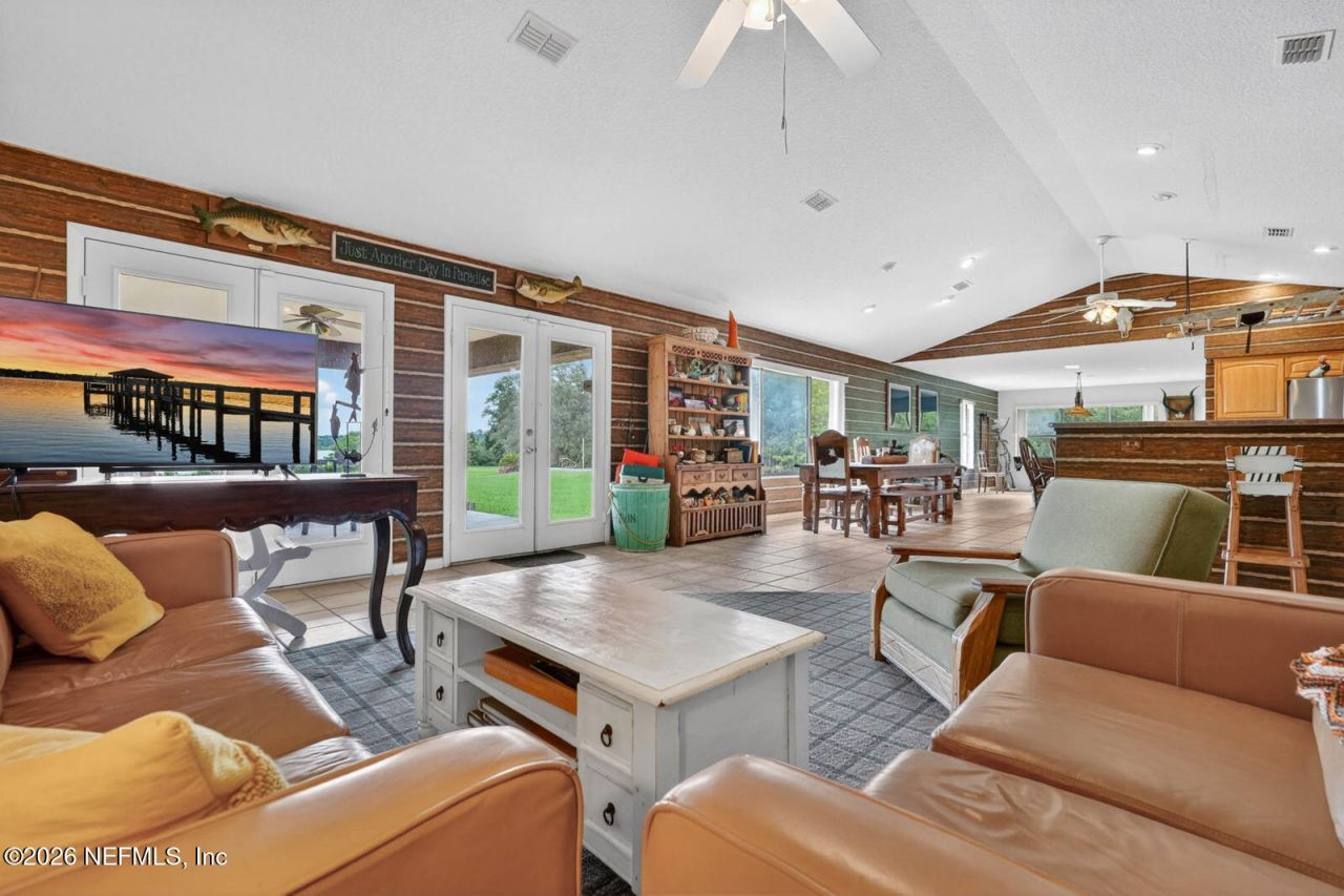 140 Lake Street, Pomona Park, FL 32181 Photo