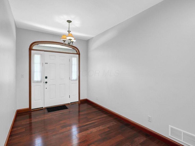 142 Yaples Orchard Drive, Chillicothe, OH 45601 Photo 8