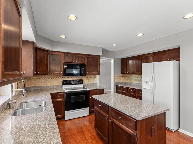 266 Oakham Court, Powell, OH 43065 Photo 18