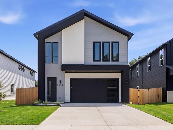 3914 Harlingen Street , Dallas, TX 75212