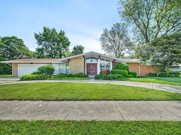 702 Palladium Drive, Joliet, IL 60435