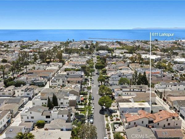 611 Larkspur, Corona Del Mar, CA 92625