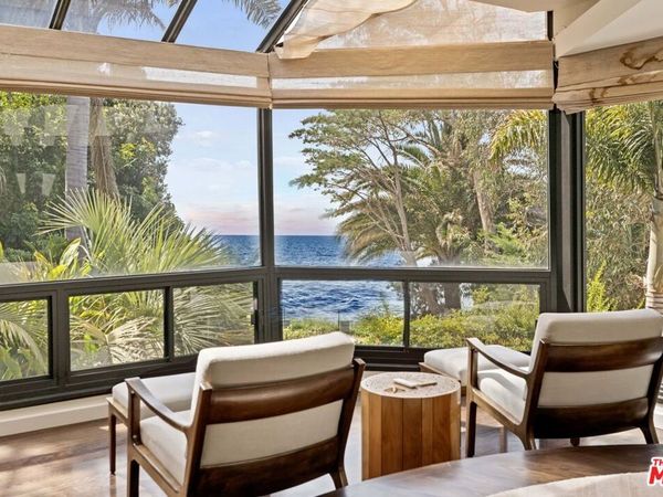 31833 Sea Level Drive, Malibu, CA 90265