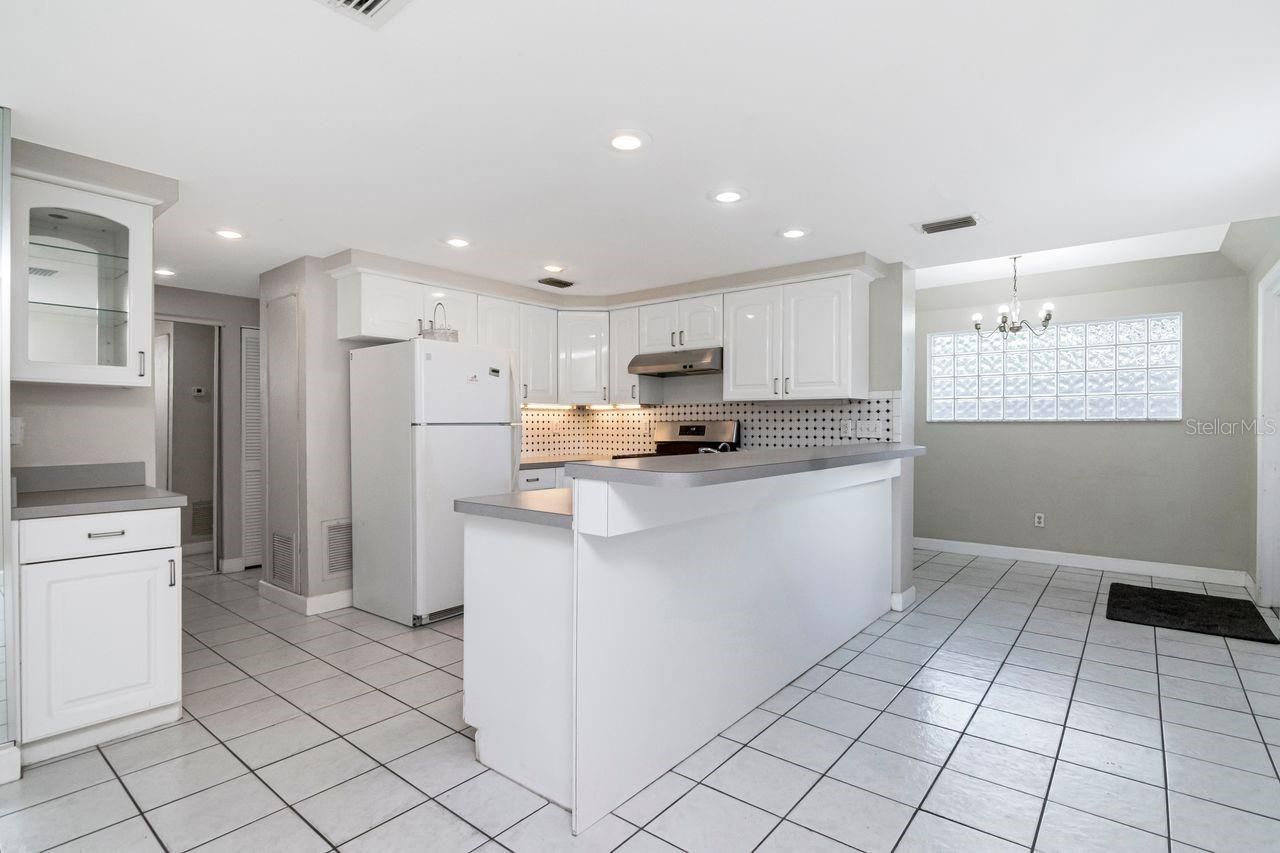 10532 67th Avenue, Seminole, FL 33772 Photo