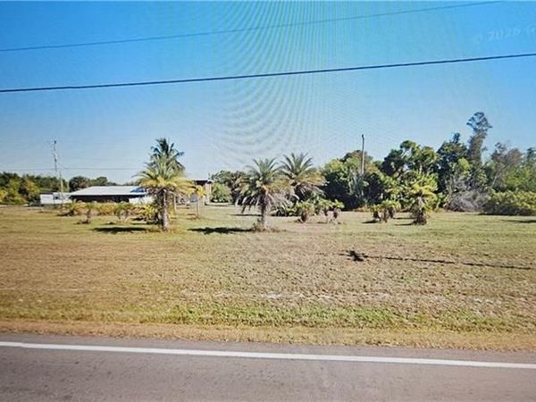 13790 Stringfellow RD , BOKEELIA, FL 33922