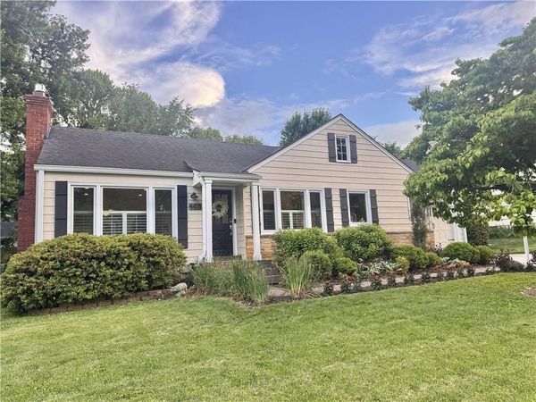 4415 W 53rd Terrace, Roeland Park, KS 66205