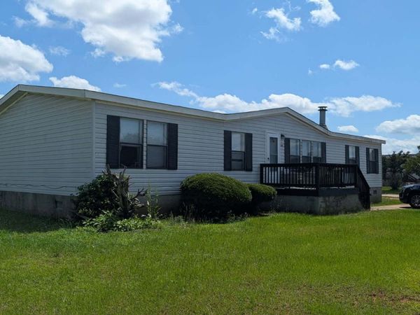 100 Crestmont Court, Byron, GA 31008