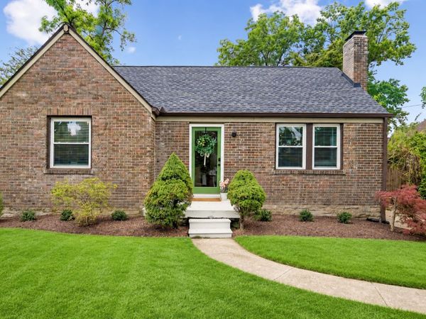 1136 Sunnymeade Dr, Nashville, TN 37216