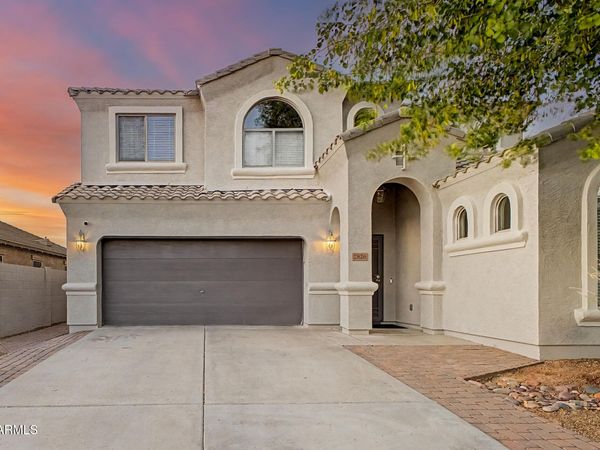 2826 E SAGUARO PARK Lane, Phoenix, AZ 85024