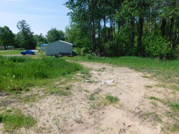 2491 N Dickinson Avenue, Hesperia, MI 49421