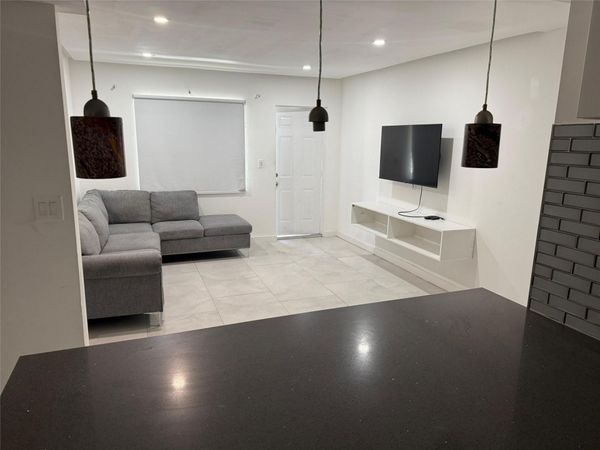 2201 Greene Street, Unit 1, Hollywood, FL 33020