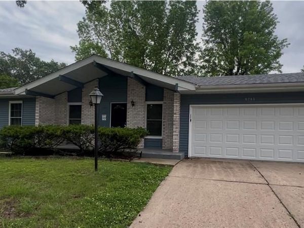 6766 Lesli Mari Court , St Louis, MO 63033
