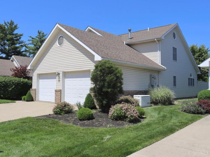 124 Deer Trail Drive, Eaton, OH 45320 Photo 2