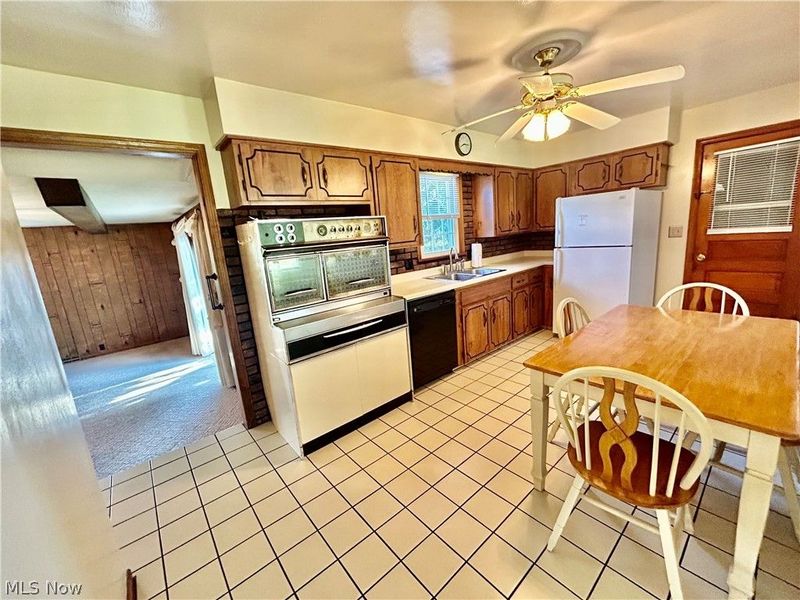 501 Edison Street, Struthers, OH 44471 Photo 8