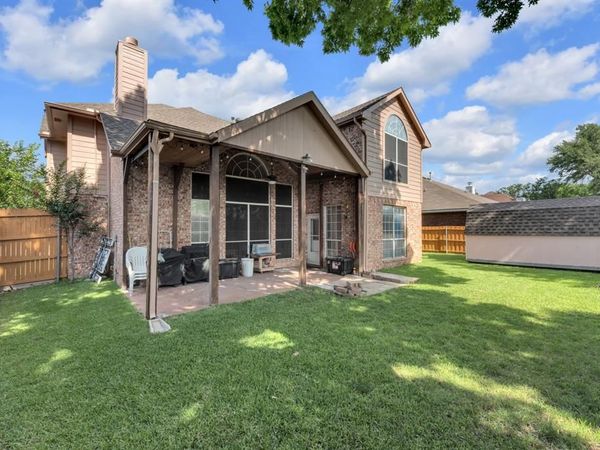 4622 Devonshire Drive , Grand Prairie, TX 75052