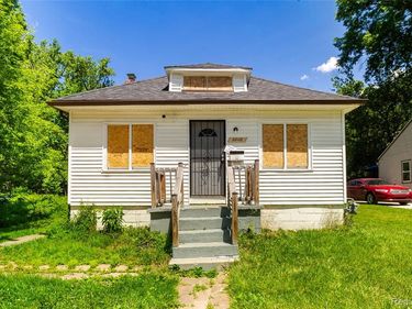 22118 Ulster Street, Detroit, MI 48219