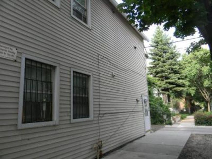Main Photo