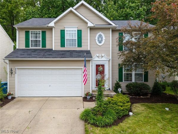 8524 Wayside Drive , Olmsted Twp, OH 44138